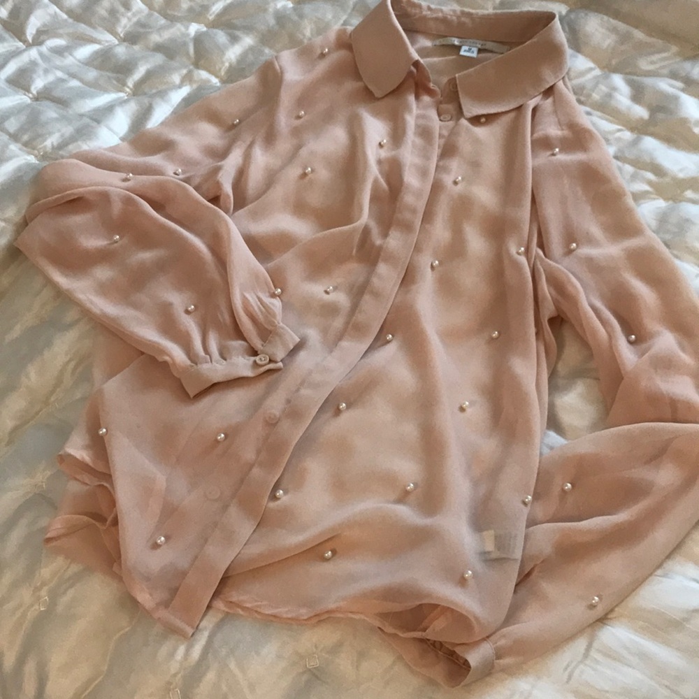 Pearls on this pink chiffon shirt!